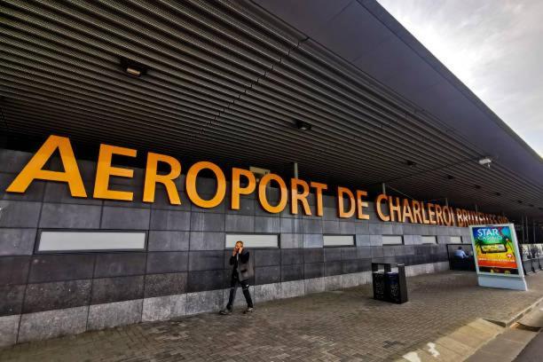 Charbonnel 2 Bruxelles-Charleroi-Airport别墅 外观 照片